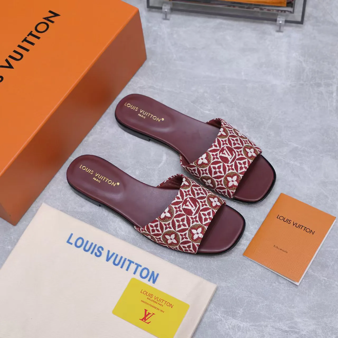 Туфли Женские Louis Vuitton 11529434