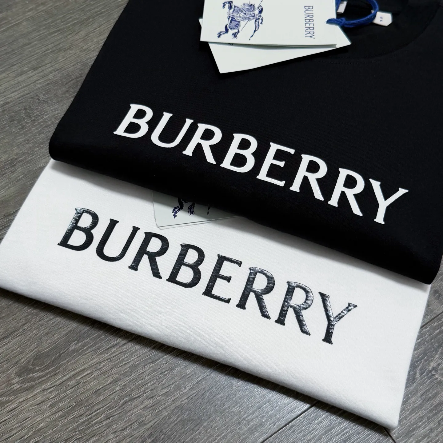 Футболки Женские Balenciaga 11682987