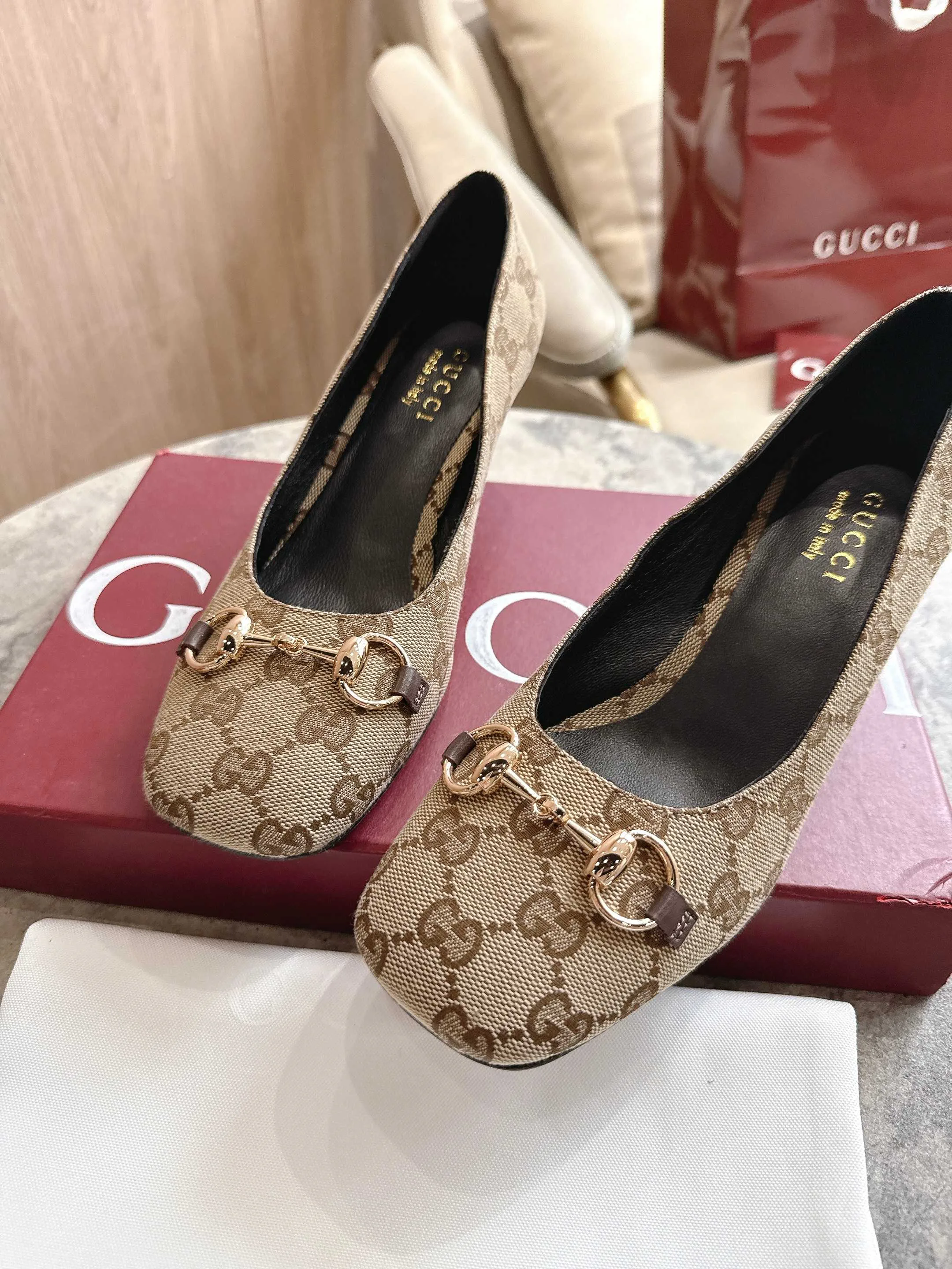 Туфли Женские Gucci 11953592
