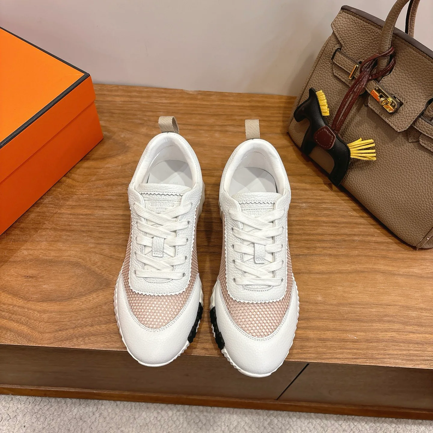 Кроссовки Женские Hermes 10031723