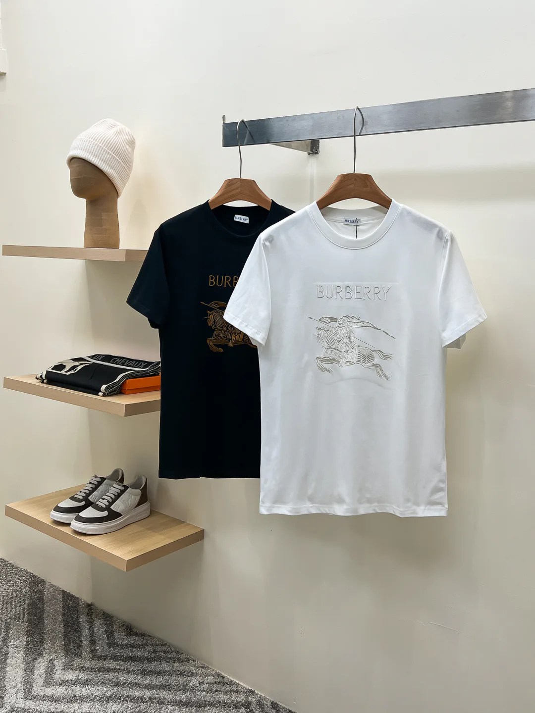 Футболки Женские Burberry 11415713