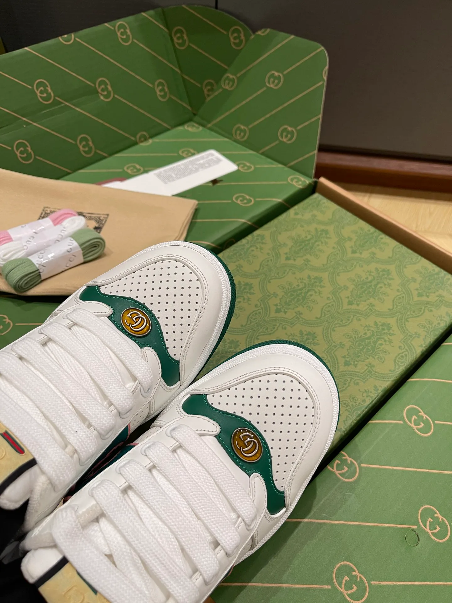 Кроссовки Женские Gucci 1331216