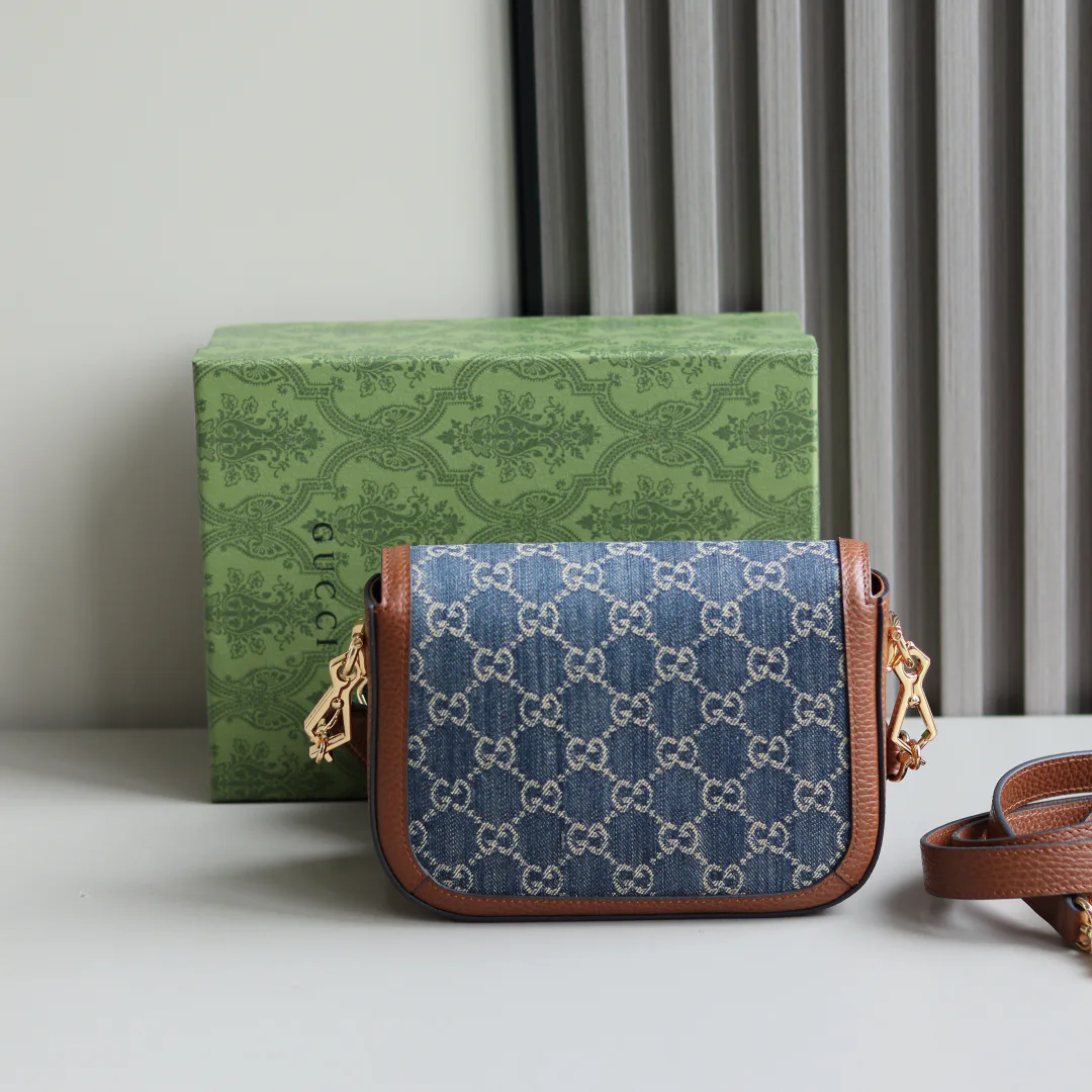 Классические Сумки Женские Gucci 11601521