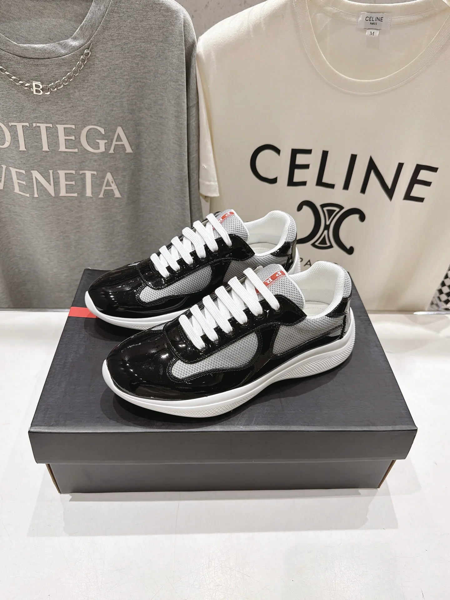 Кроссовки Женские Prada 17785328