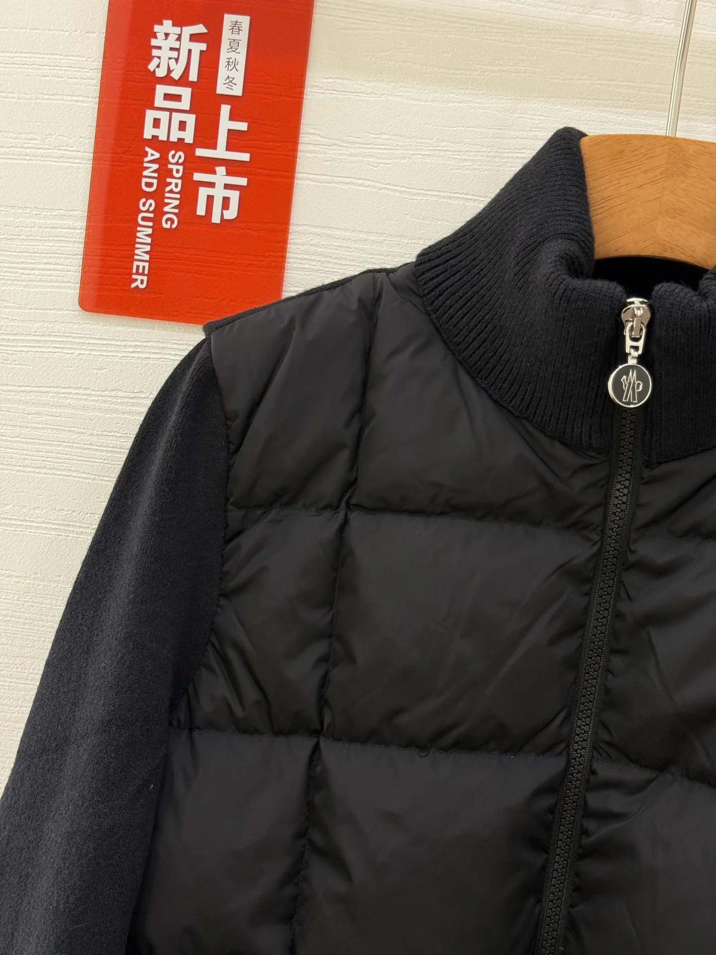 Куртки И Пуховики Женские Moncler 18825207