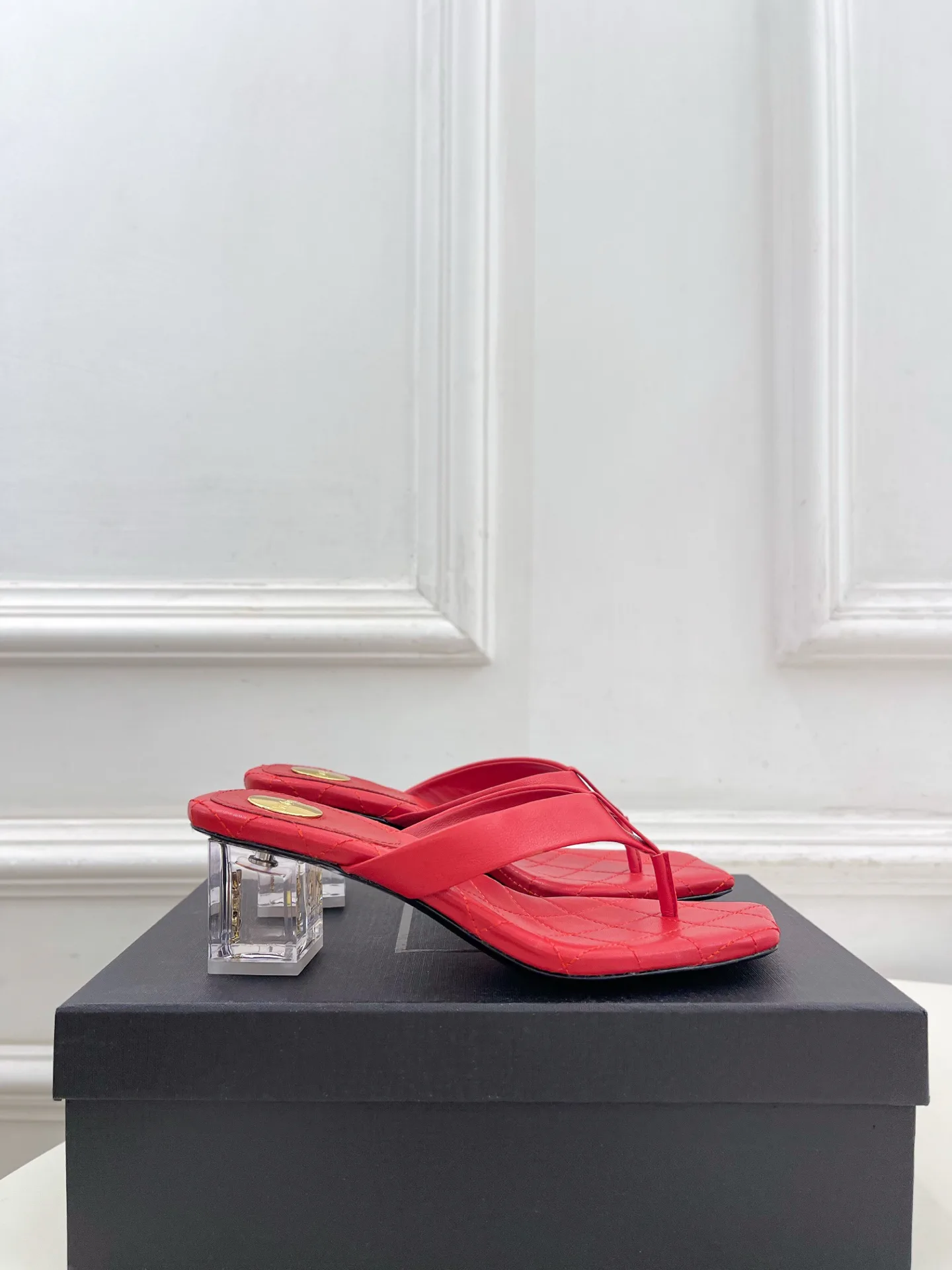 Шлепанцы Женские Saint Laurent 17506892