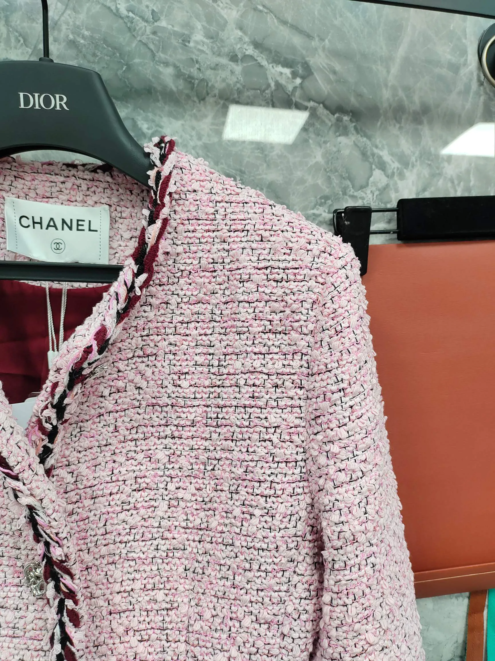 Жакеты Женские Chanel 17954098