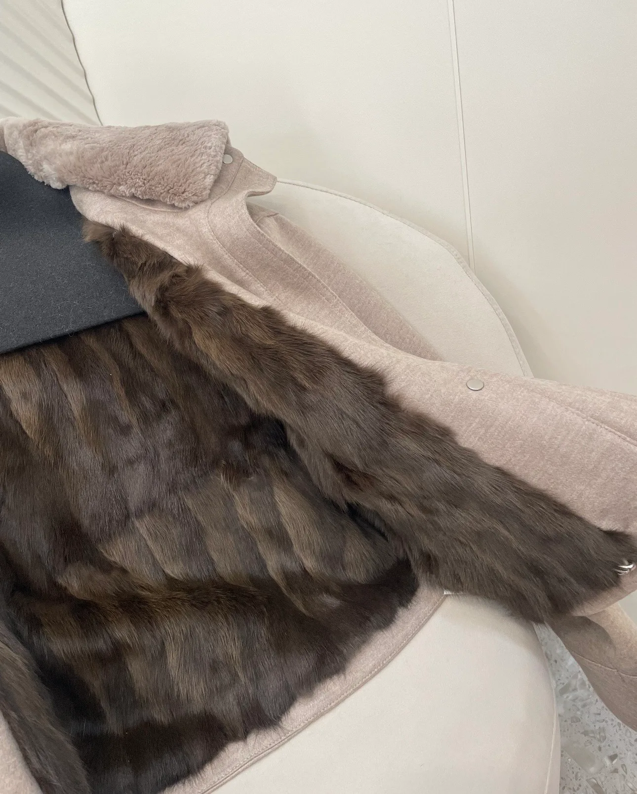 Куртки И Пуховики Женские Loro Piana 18376056