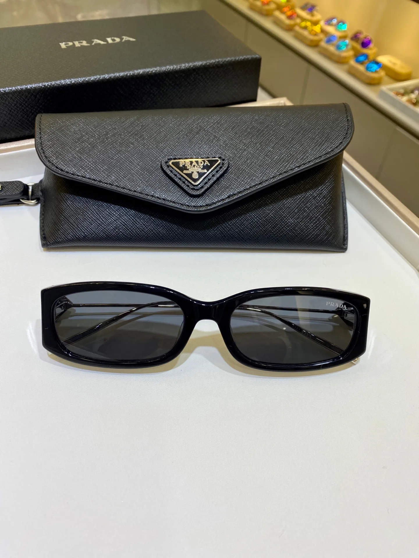 Очки Prada 18420991