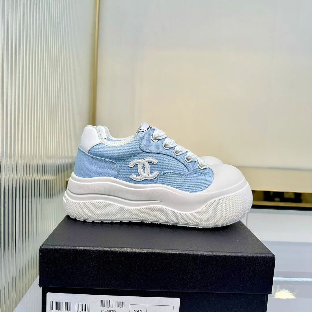 Кроссовки Женские Chanel 11396579