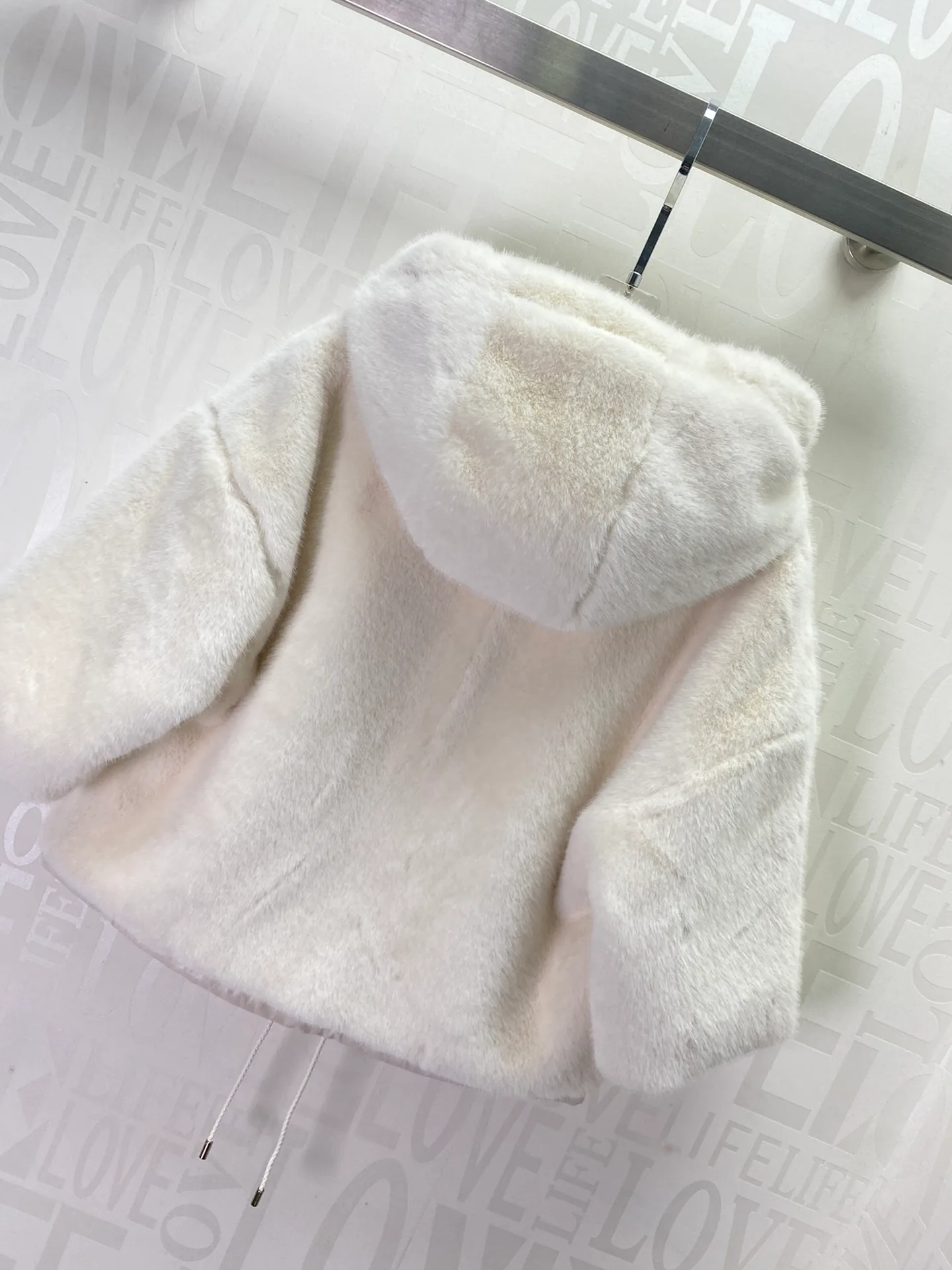 Куртки И Пуховики Женские Louis Vuitton 950631