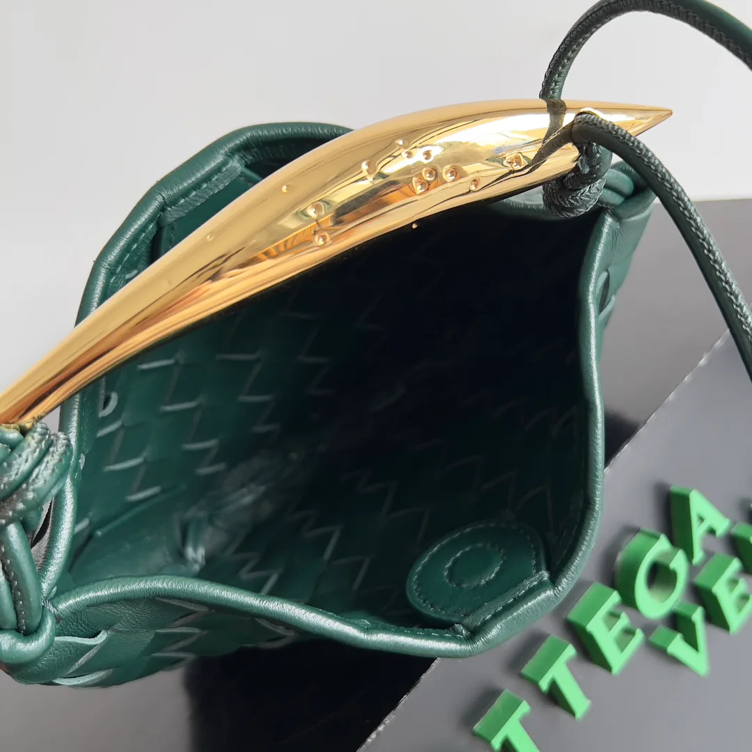 Сумки На Ремне Женские Bottega Veneta 12788336