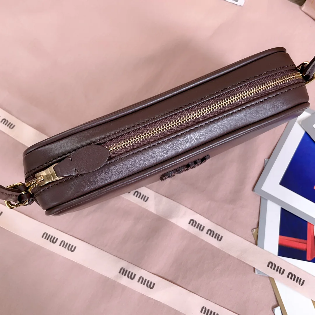 Классические Сумки Женские Miu Miu 11872262