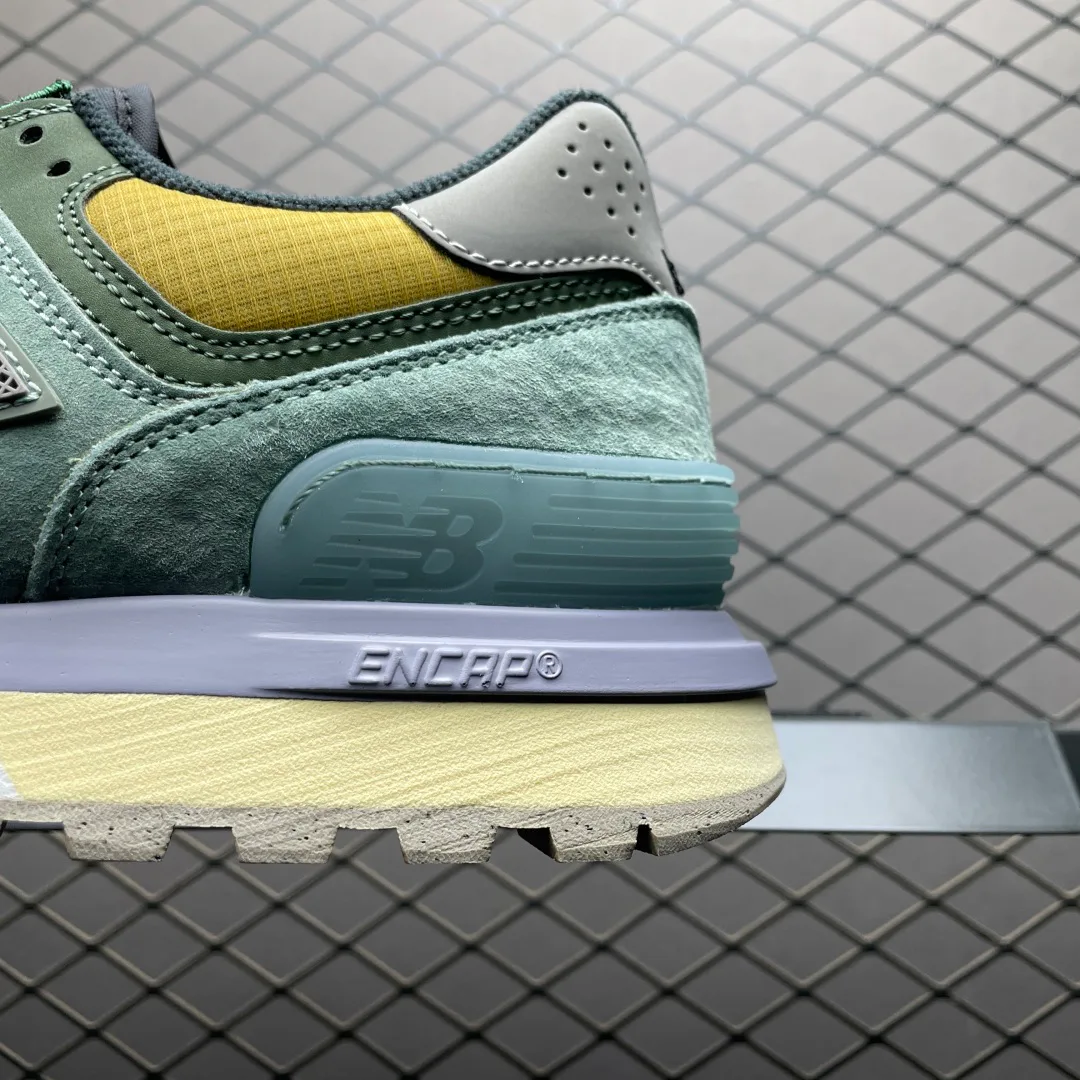 Кроссовки Женские New Balance 18924960