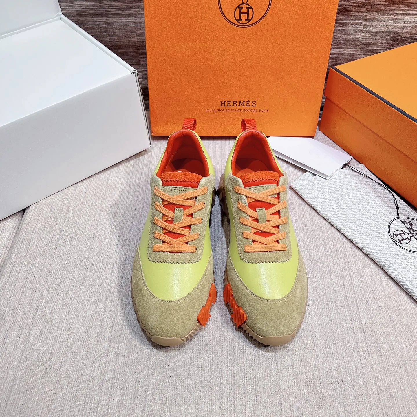 Кроссовки Женские Hermes 17749548