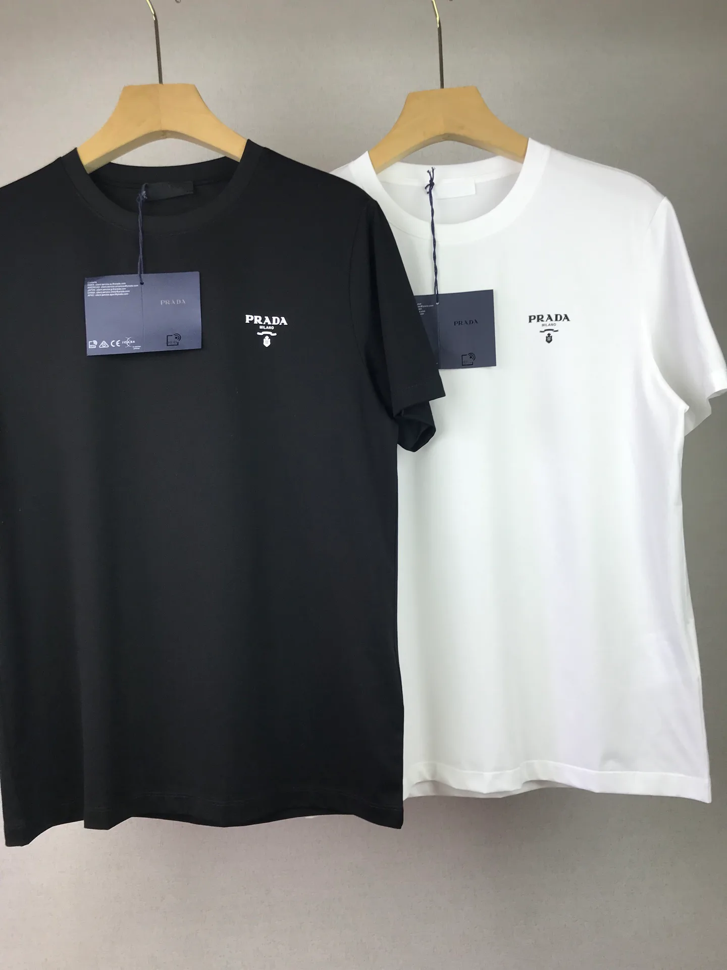 Футболки Мужские Prada 11576556