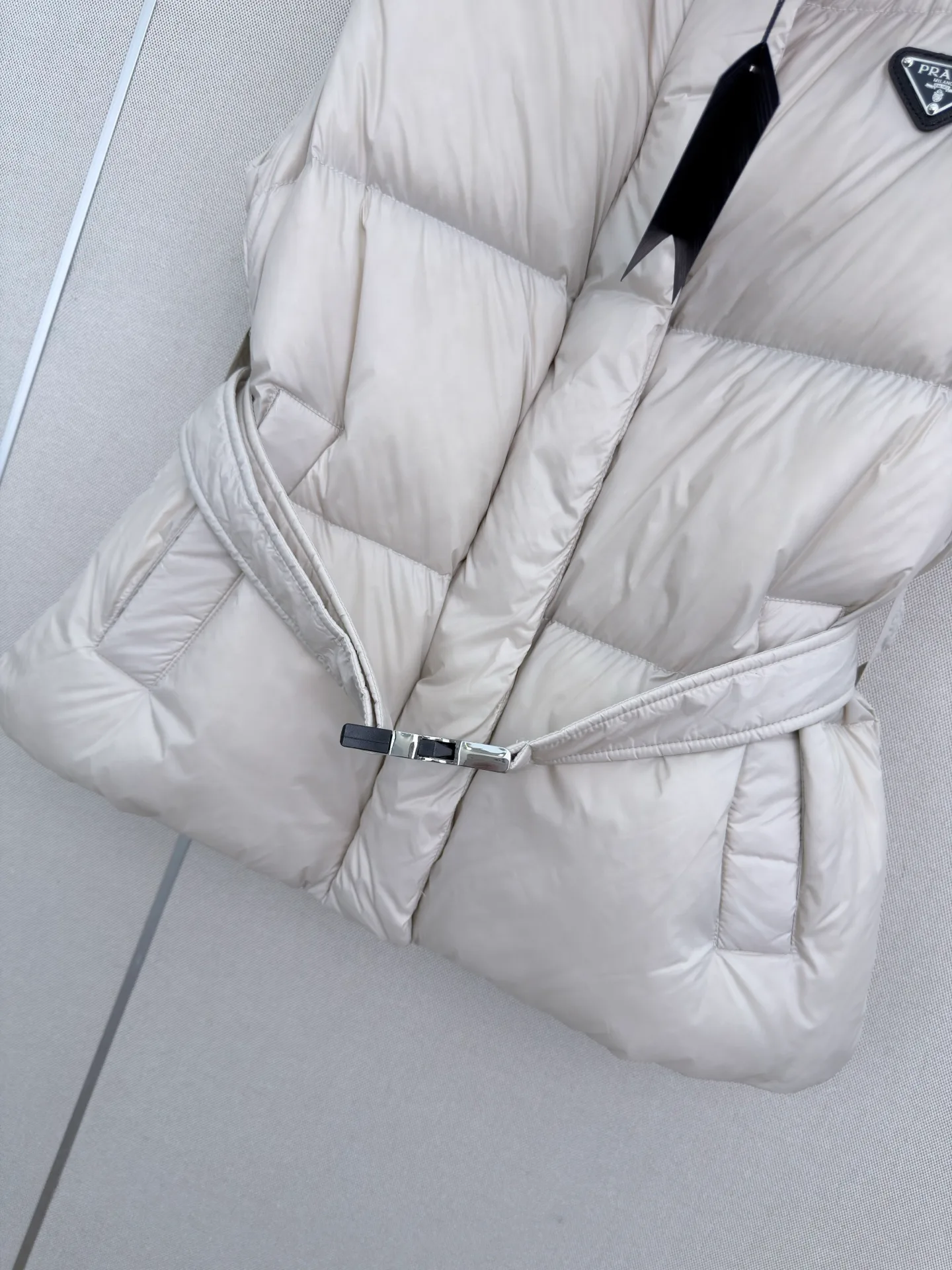 Куртки И Пуховики Женские Prada 18127502