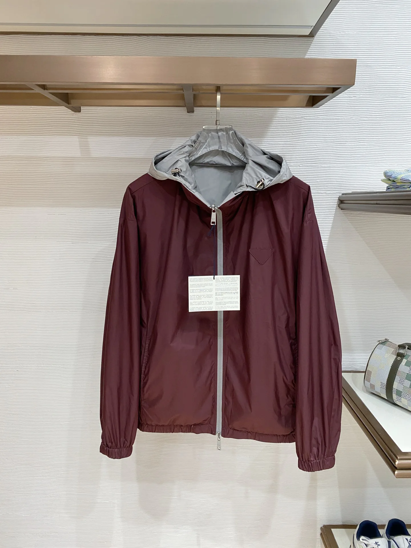 Куртки И Пуховики Мужские Prada 11504093