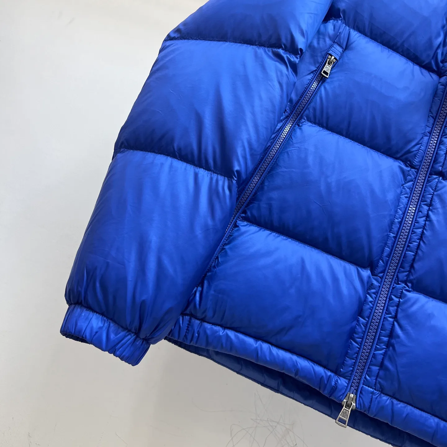 Куртки И Пуховики Женские Moncler 18178507