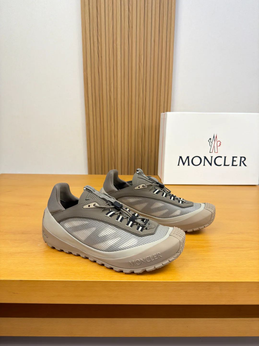 Кроссовки Мужские Moncler 18142538
