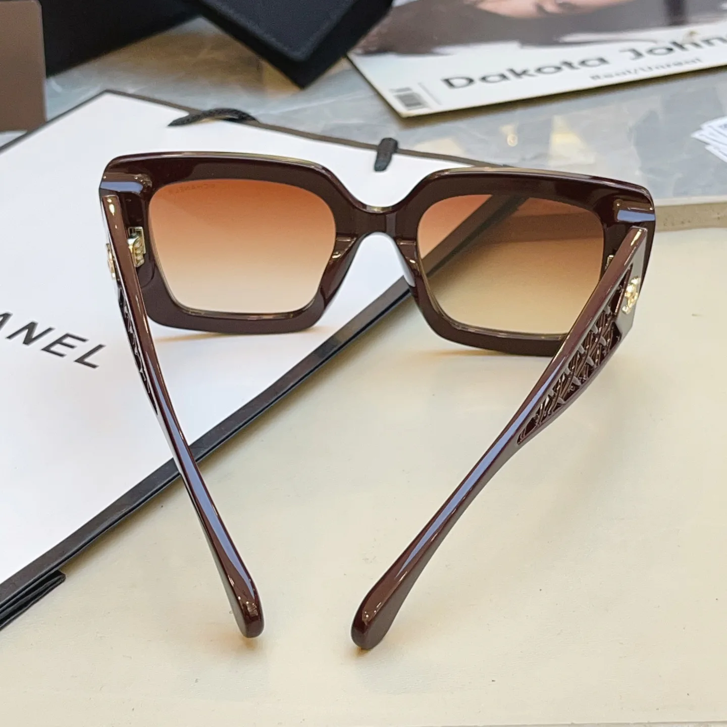 Очки Chanel 17529372
