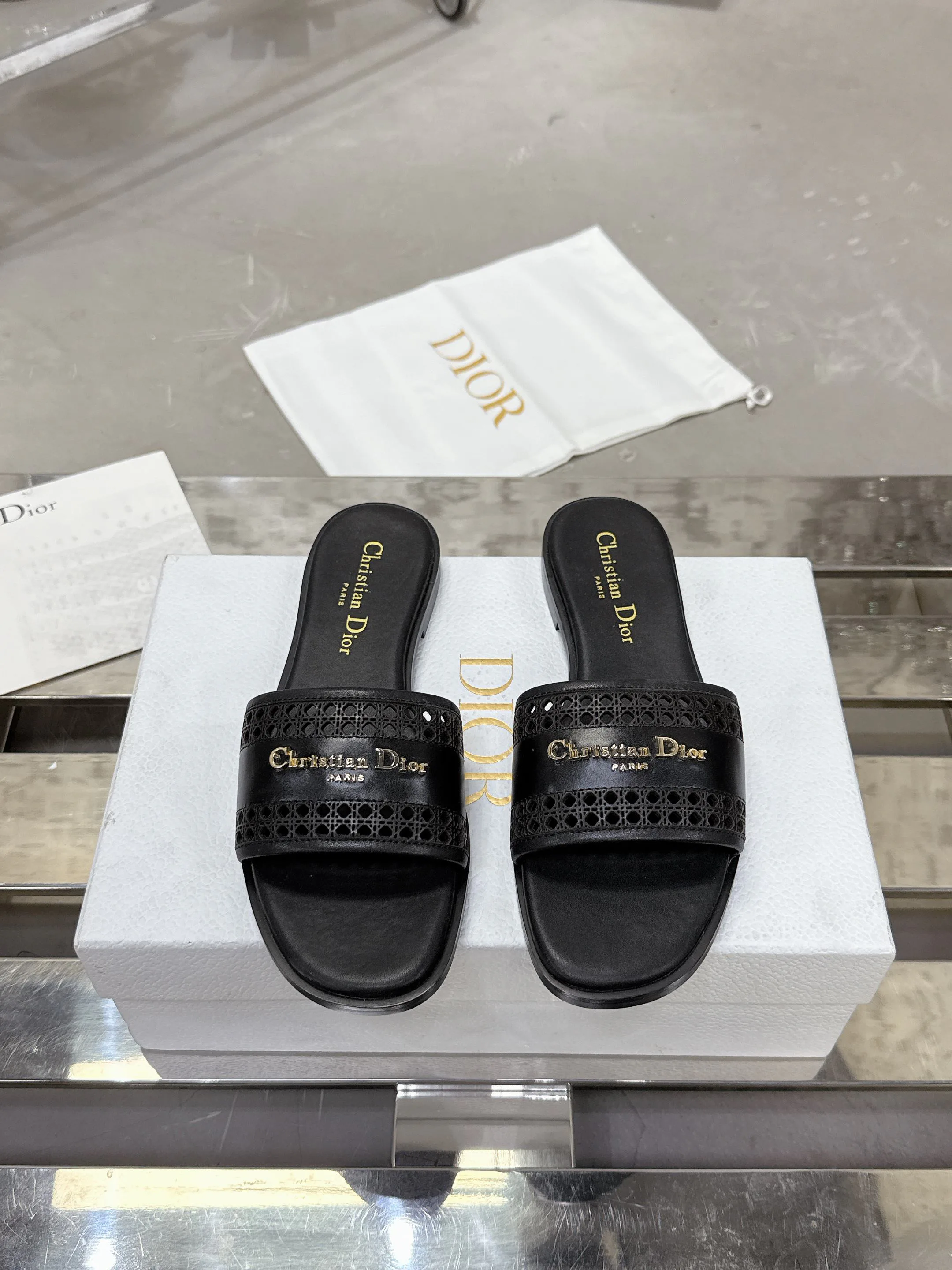 Шлепанцы Женские Christian Dior 14011