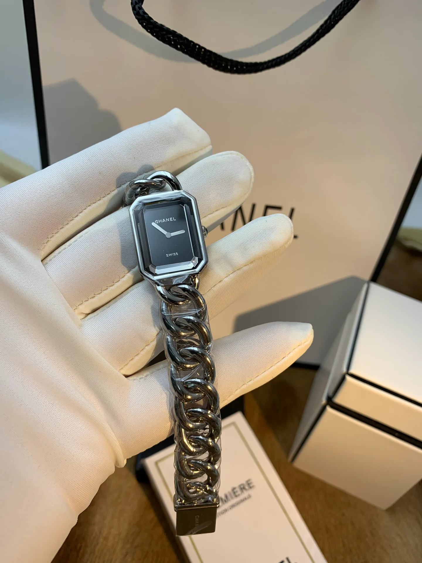 Часы Женские Chanel 11637397