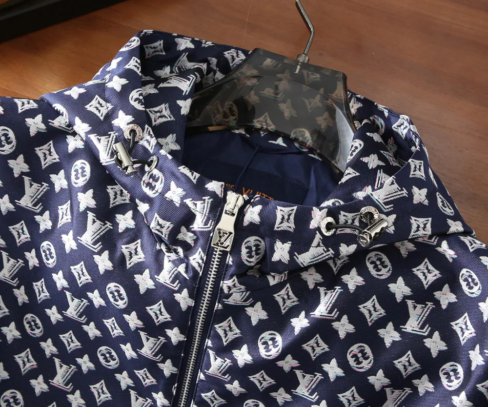 Куртки И Пуховики Мужские Louis Vuitton 6292745