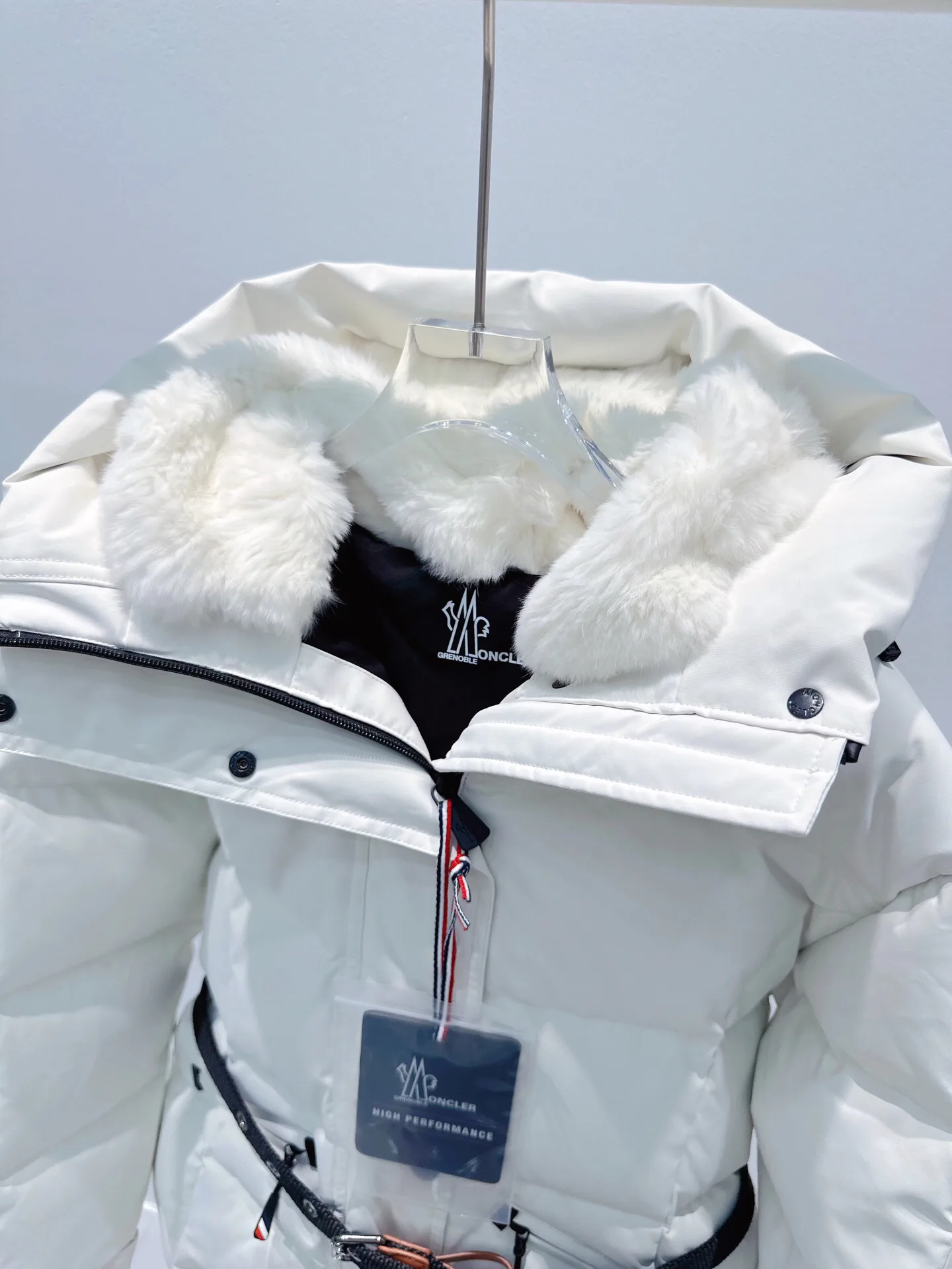 Куртки И Пуховики Женские Moncler 18710268