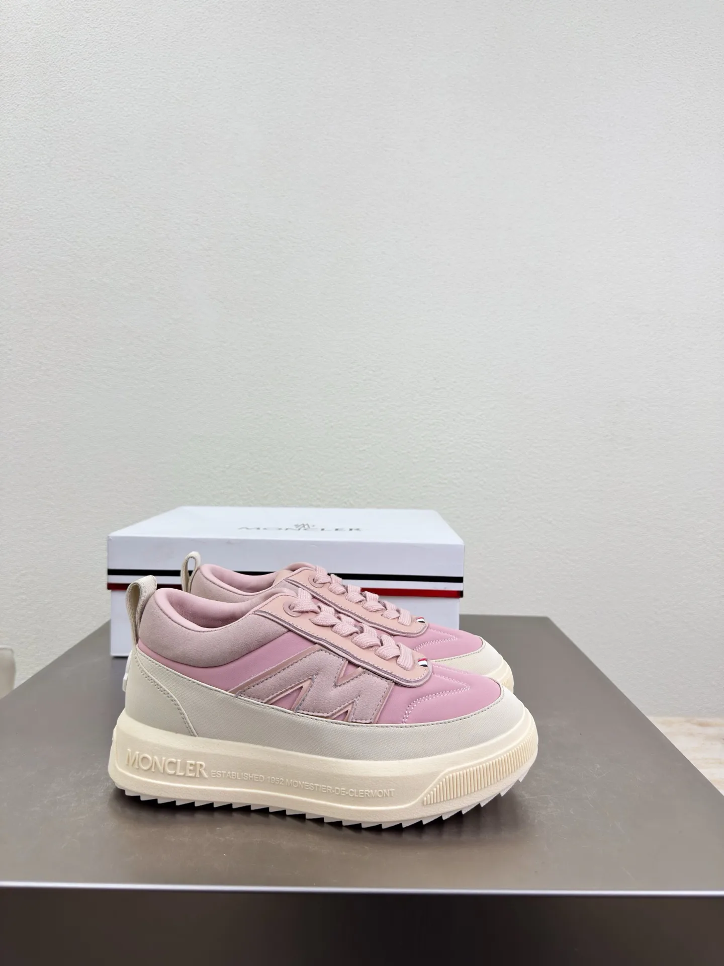 Кроссовки Женские Moncler 4339206