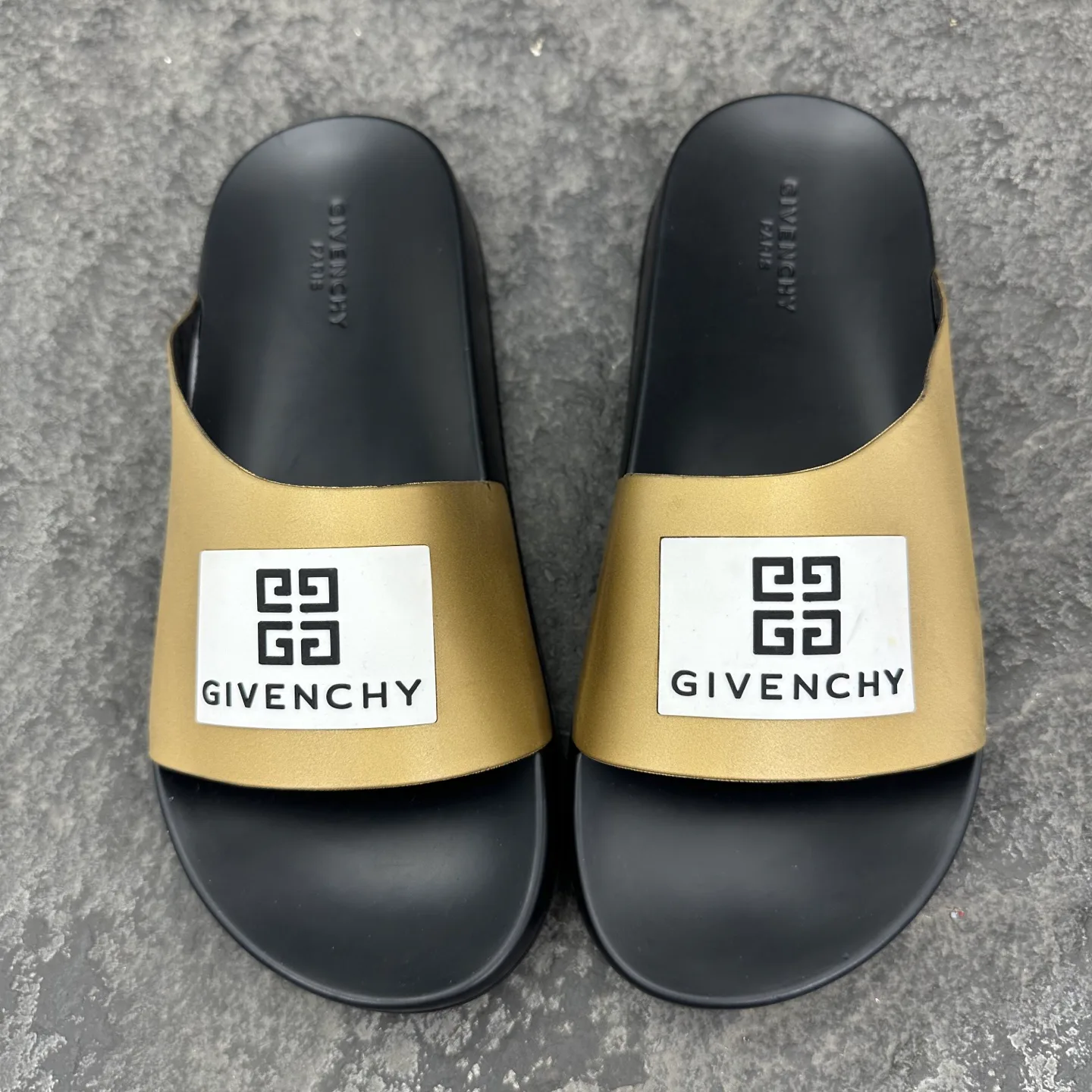 Шлепанцы Мужские Givenchy 18153707