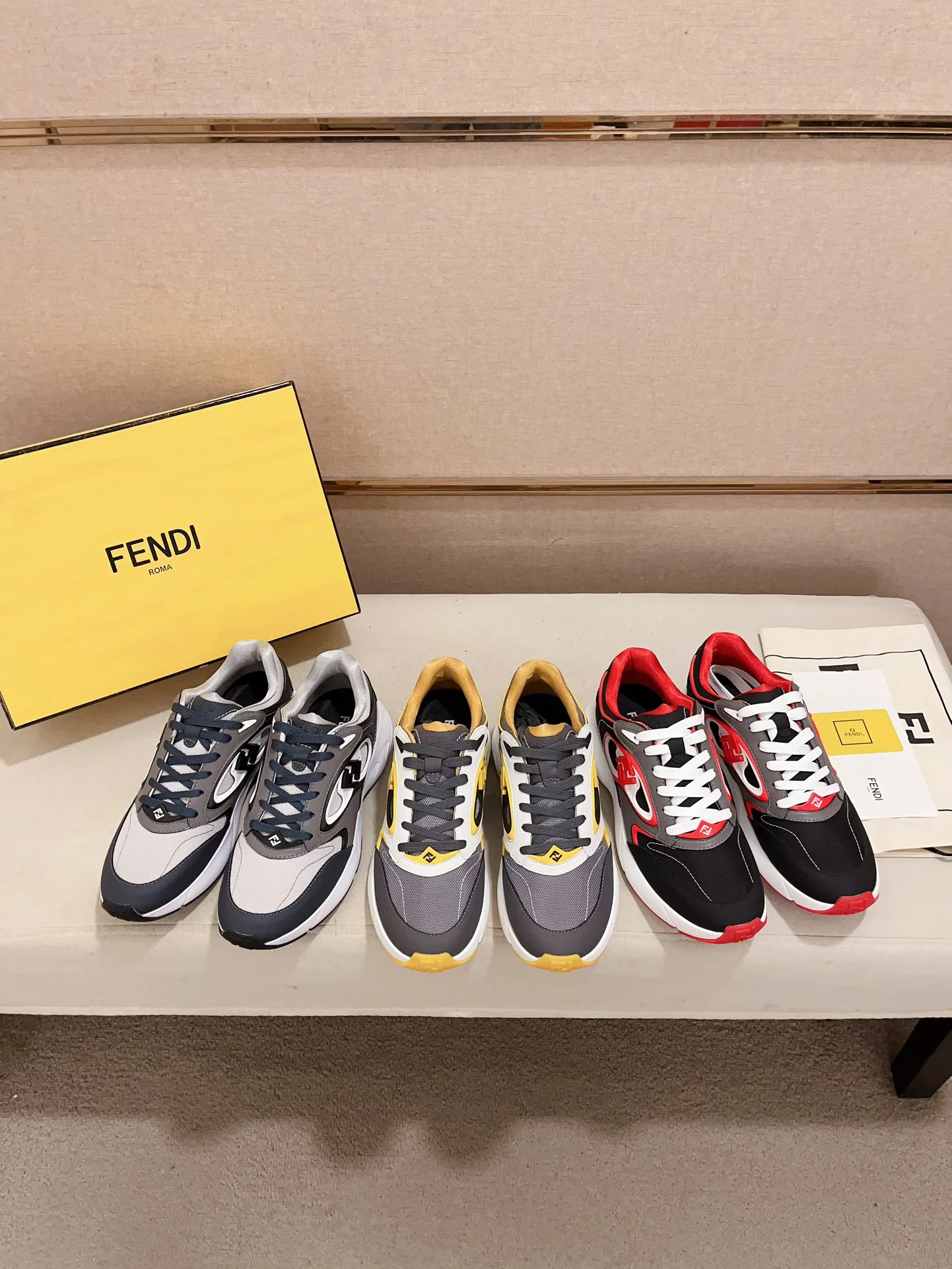 Кроссовки Мужские Fendi 1062358