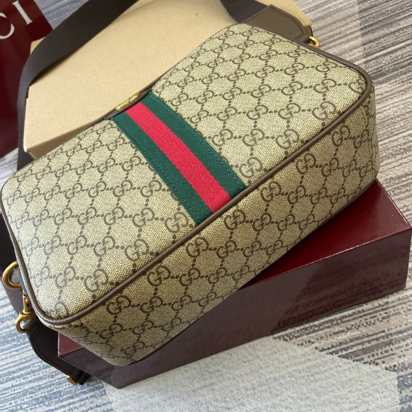 Классические Сумки Женские Gucci 9619396