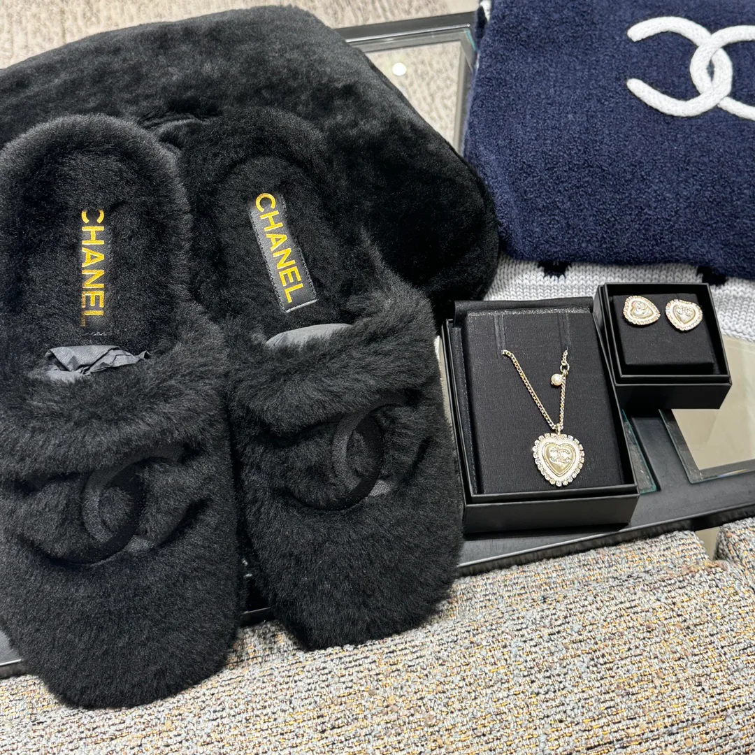 Тапочки Женские Chanel 2555493