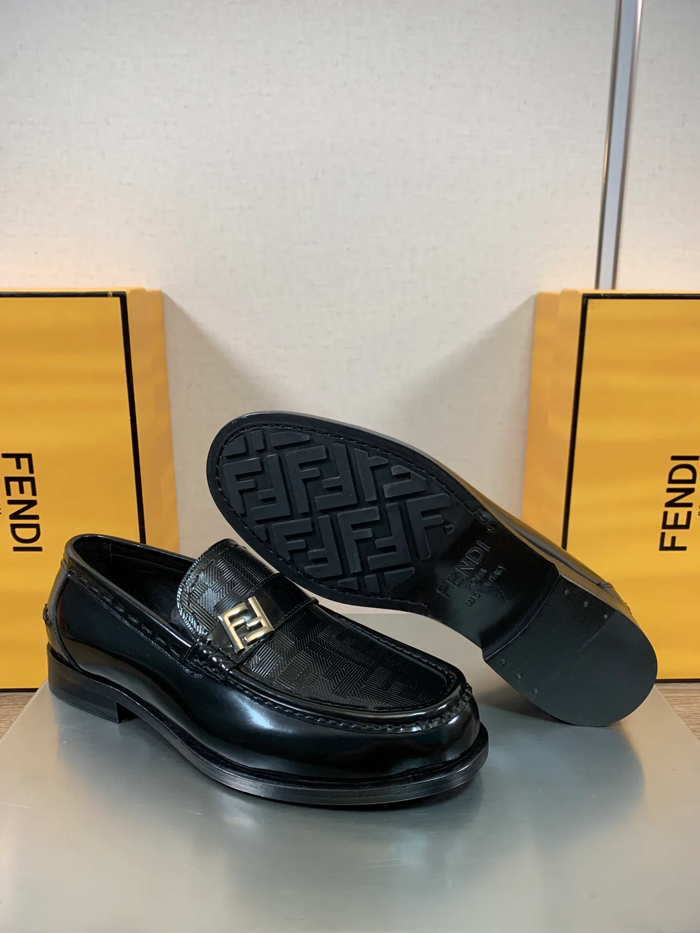Лоферы И Туфли Мужские Fendi 957486