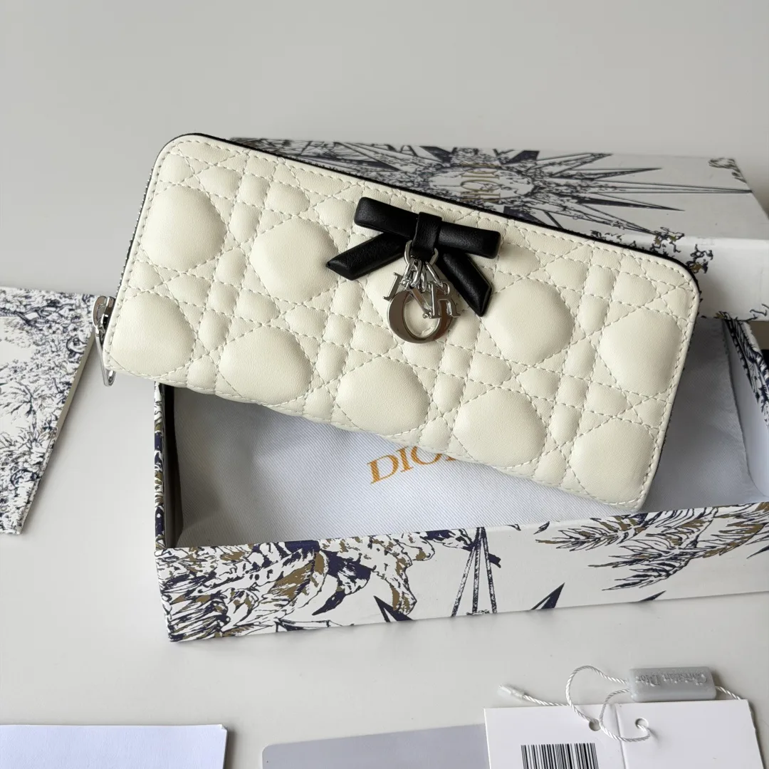 Клатчи Женские Christian Dior 18492973