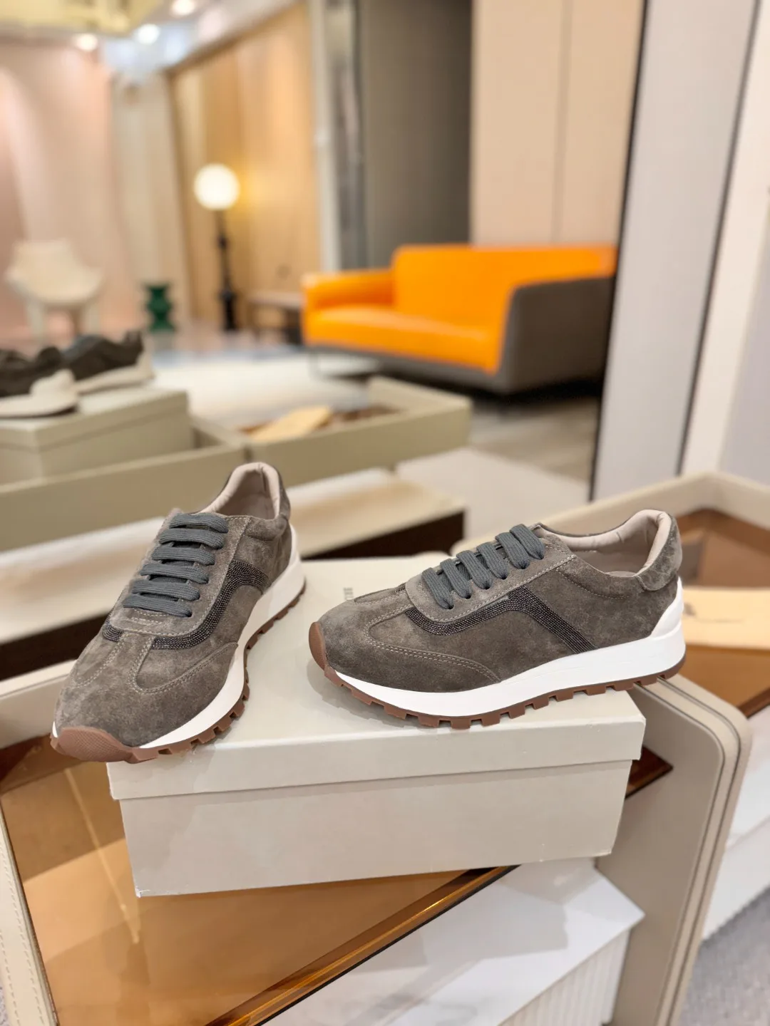 Кроссовки Женские Brunello Cucinelli 18813037