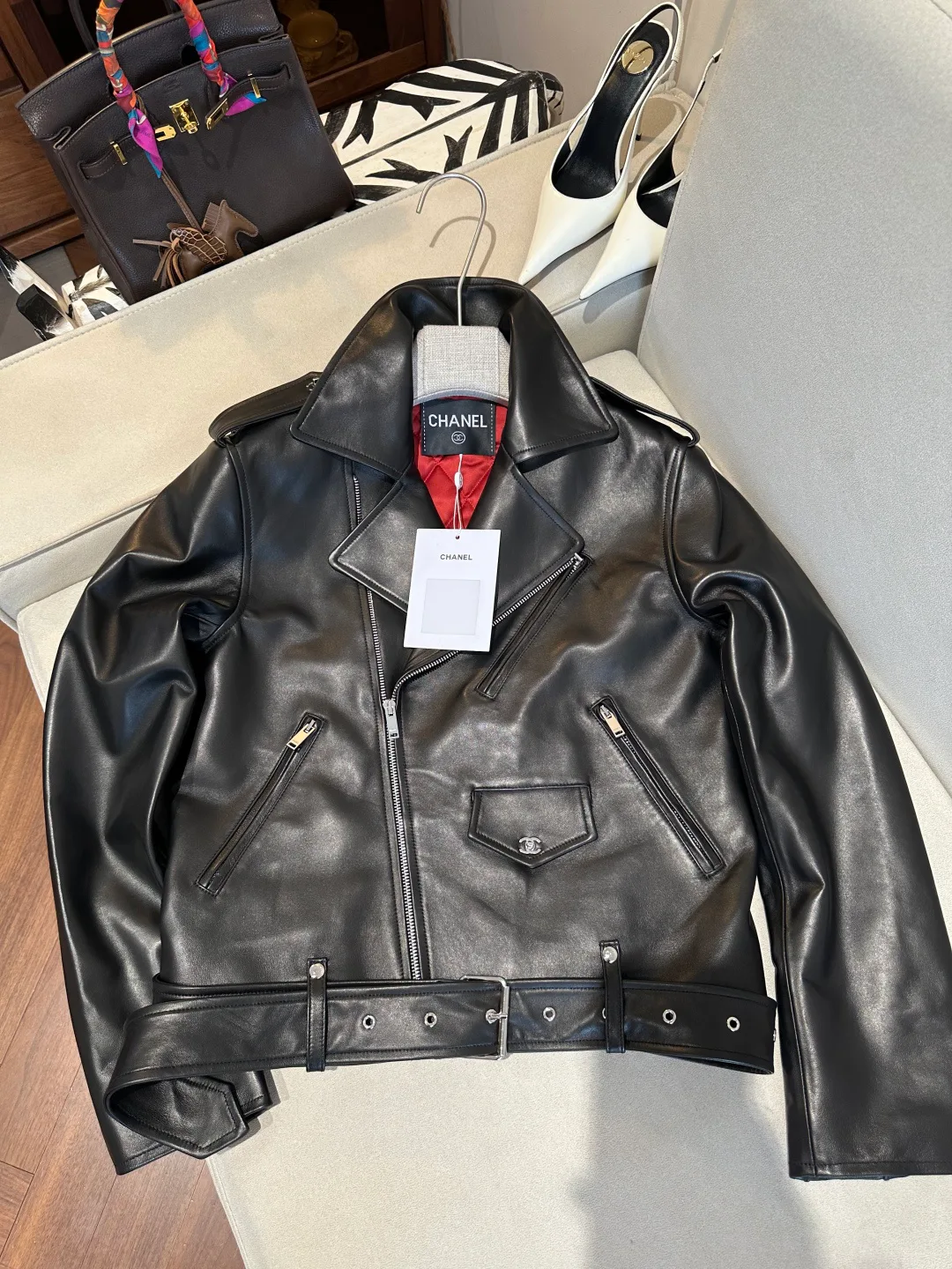 Кожаные Куртки И Дублёнки Женские Chanel 17399764