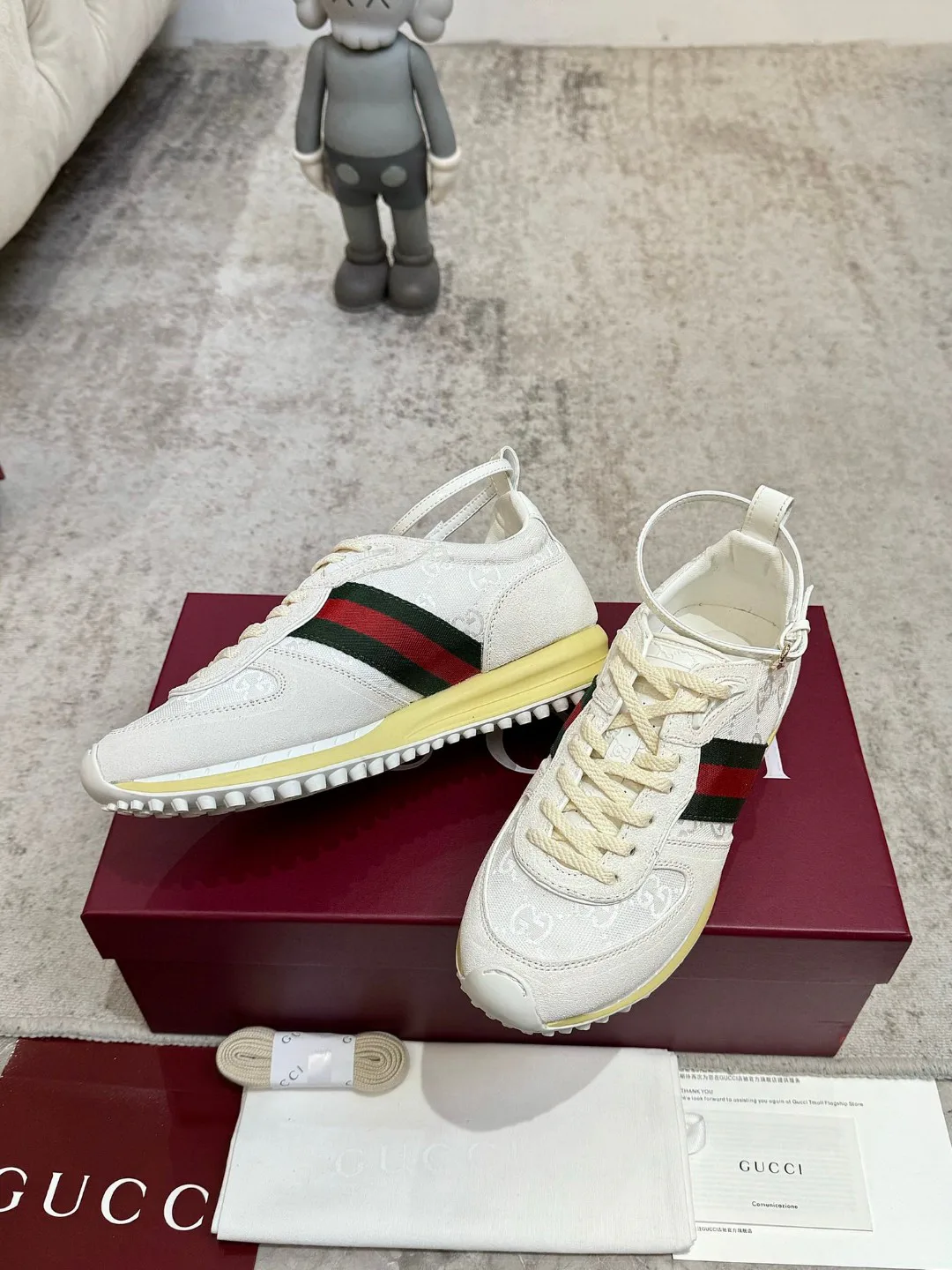 Кроссовки Женские Gucci 944885