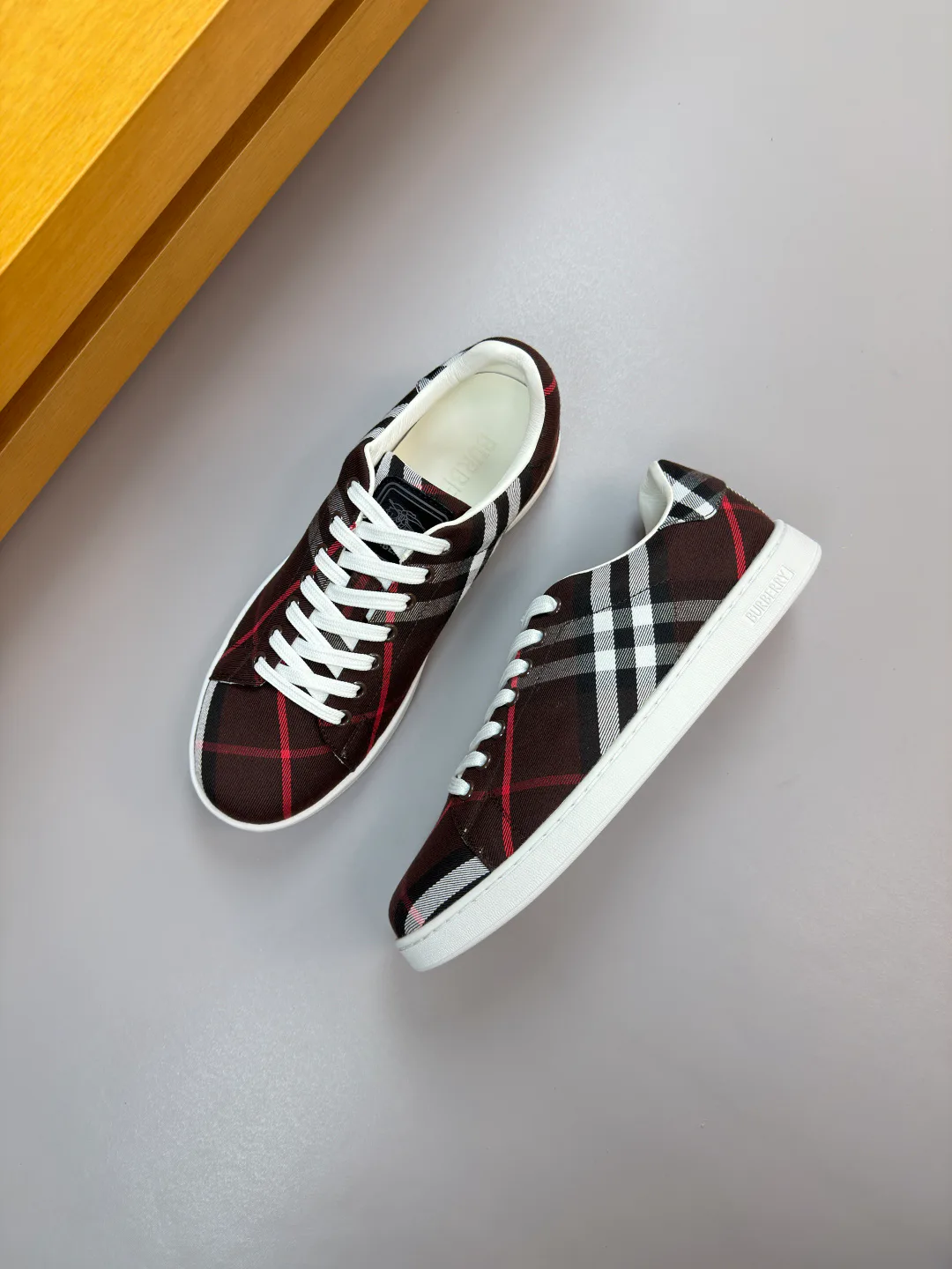 Кеды Мужские Burberry 2389611