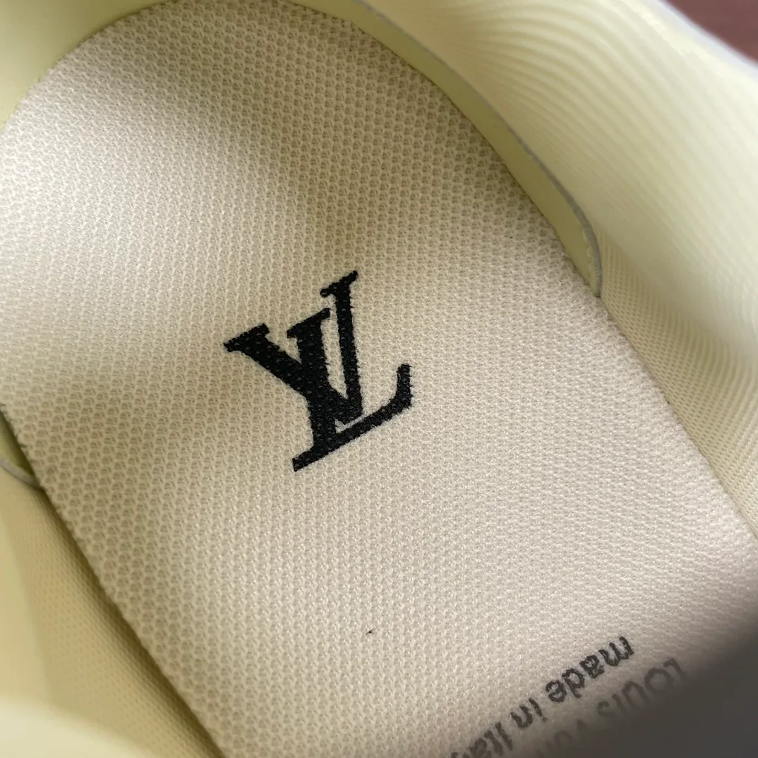 Кроссовки Мужские Louis Vuitton 1032451