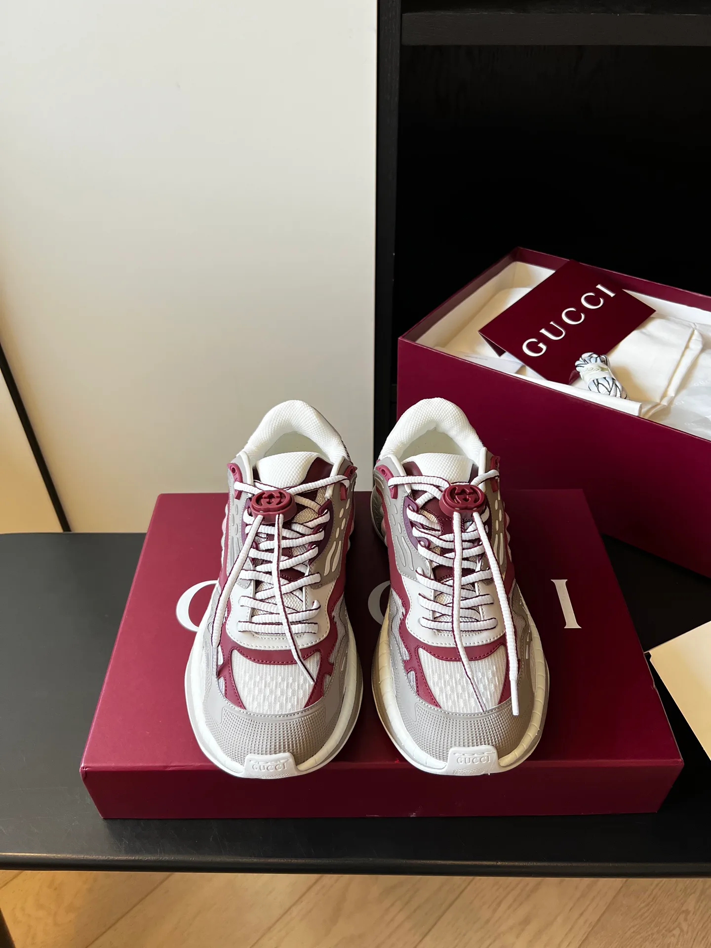 Кроссовки Женские Gucci 515292