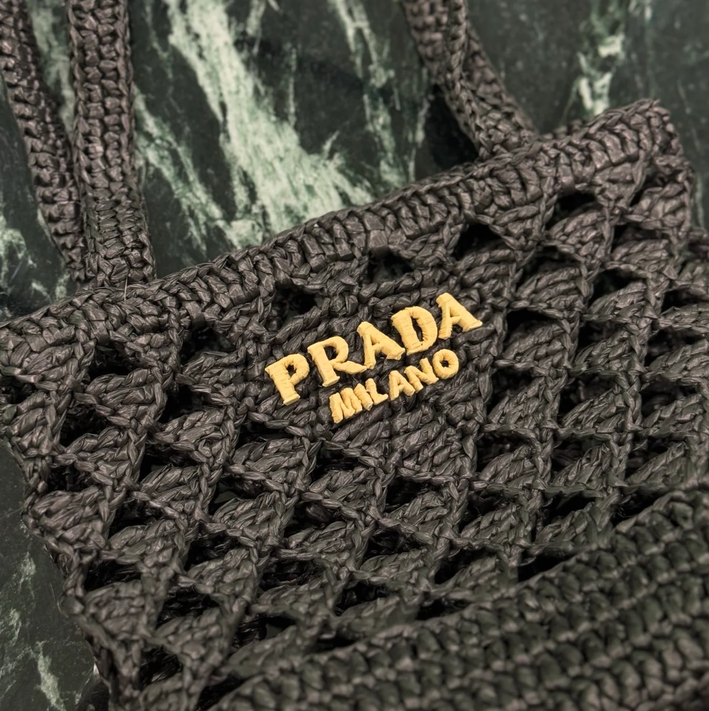 Классические Сумки Женские Prada 12874289