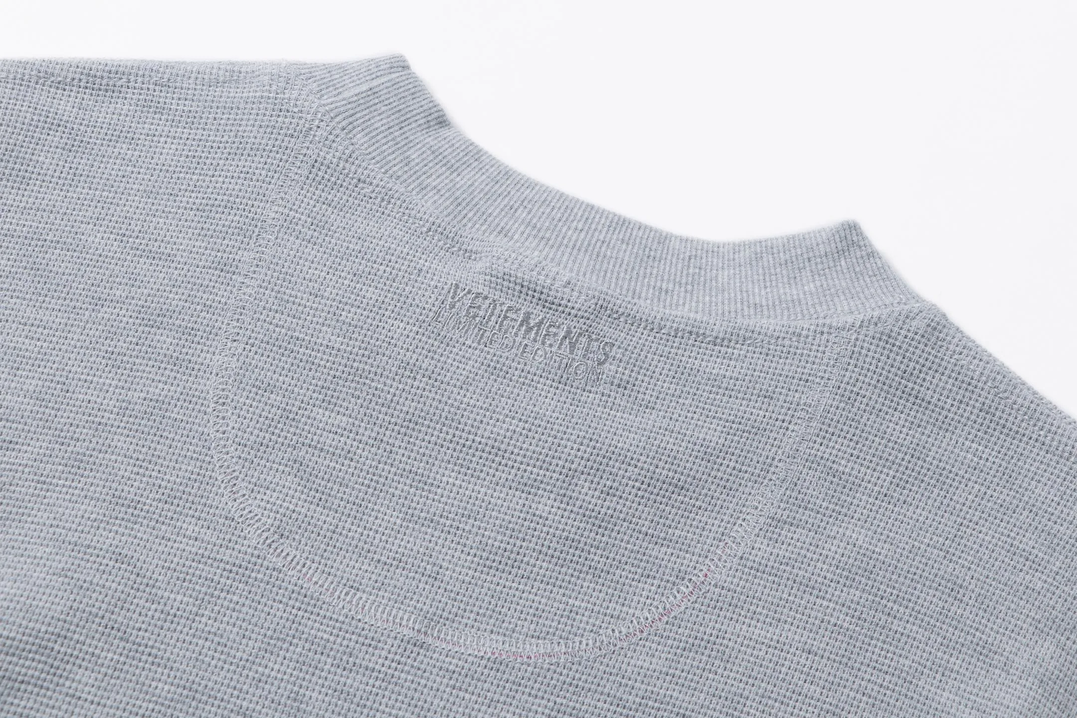 Футболки Мужские Vetements 10028063