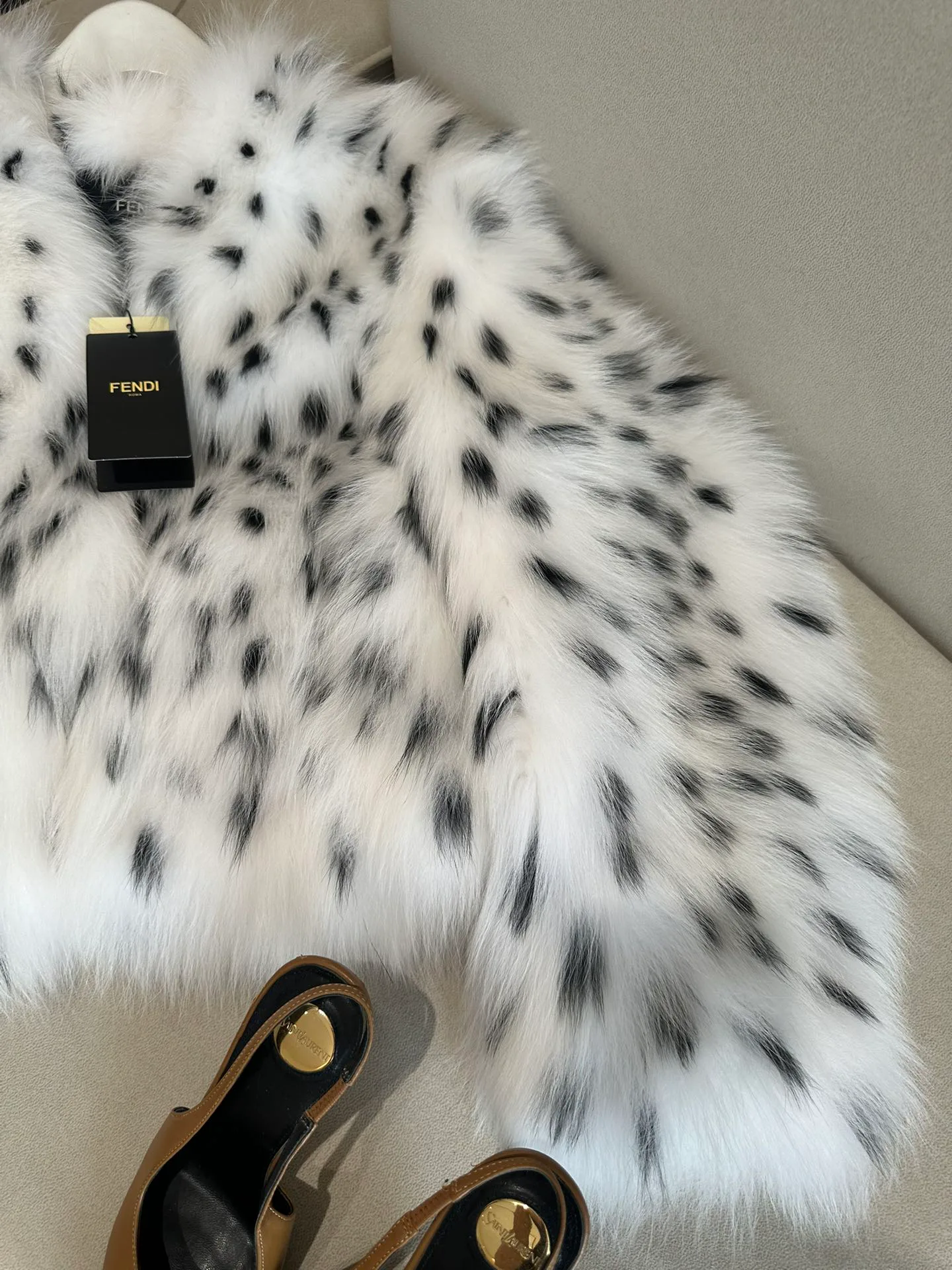 Шубы Женские Fendi 2992135