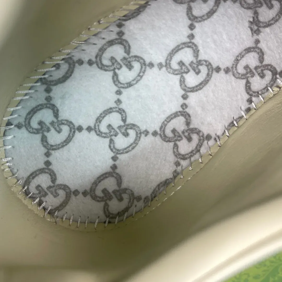 Кроссовки Женские Gucci 5879901