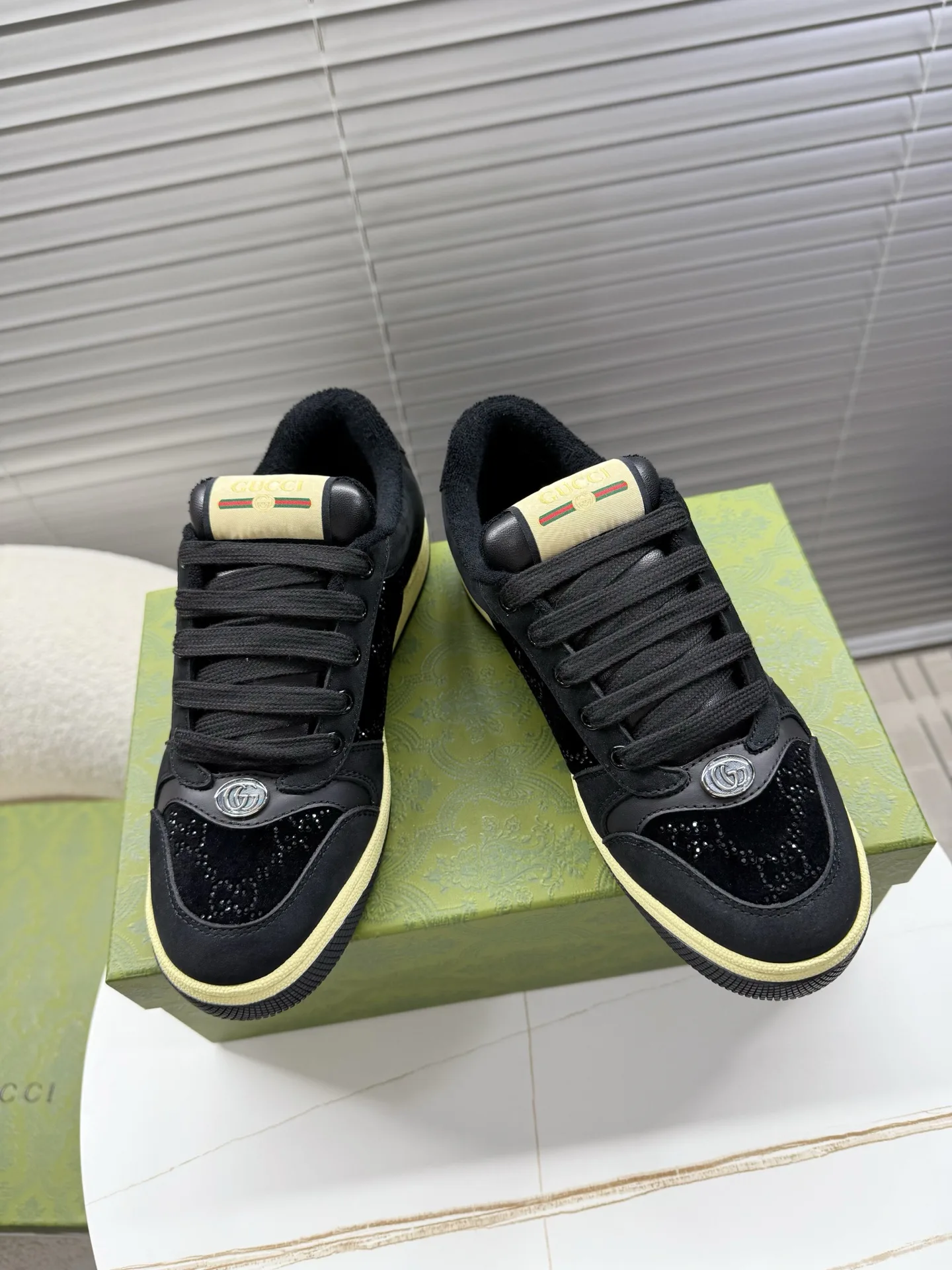 Кроссовки Женские Gucci 17451078