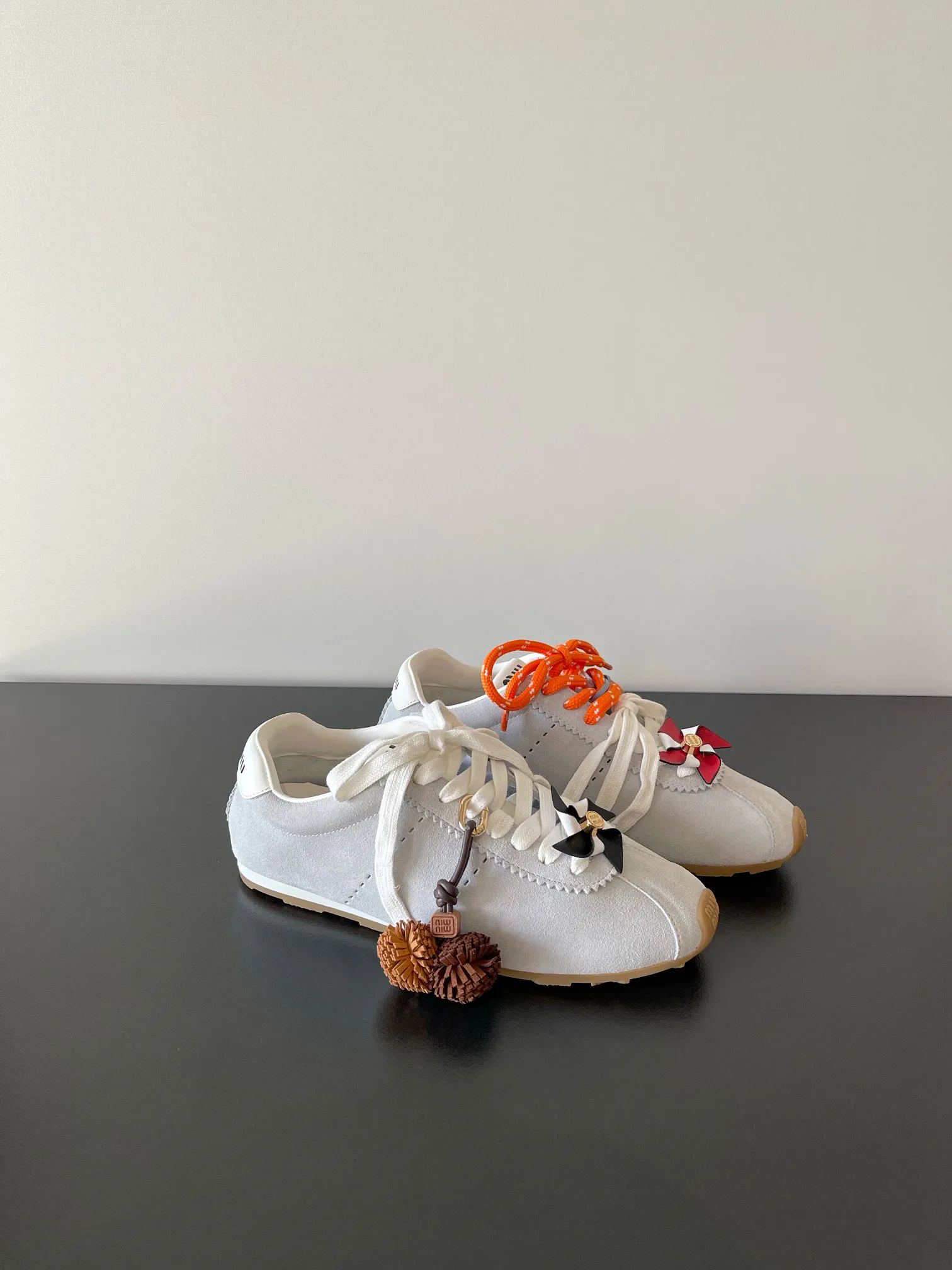 Кроссовки Женские Miu Miu 18703411