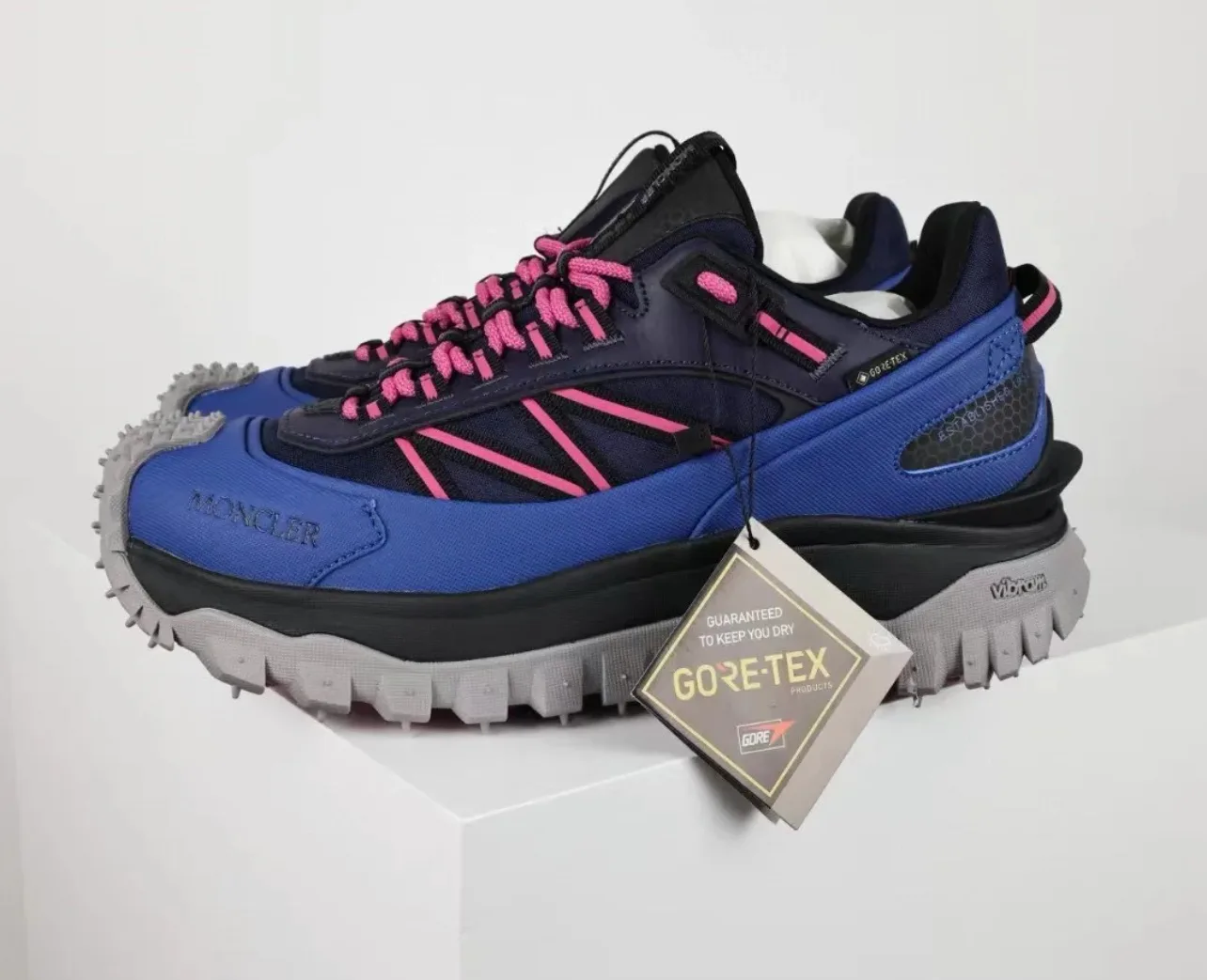 Кроссовки Женские Moncler 10404662