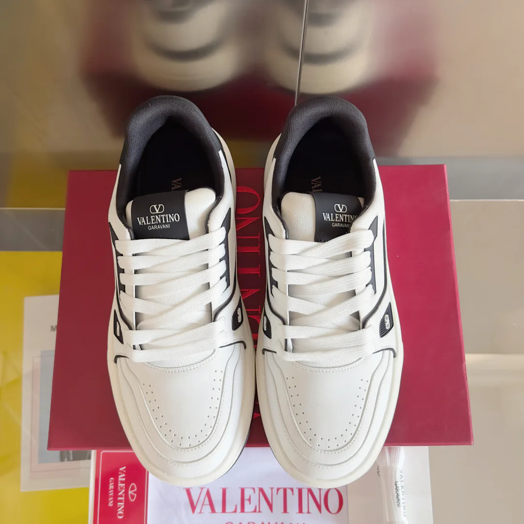 Кроссовки Женские Valentino 162668